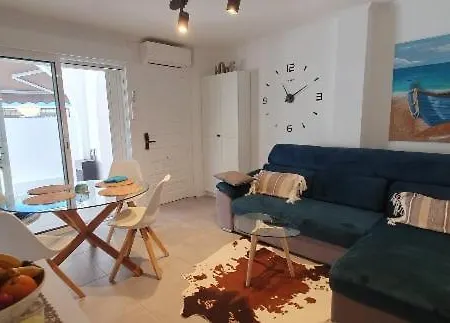 Playa Bonita Apartment *